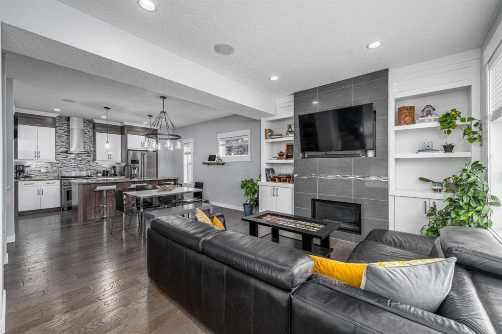 Picture for 1, 2432 24A Street SW