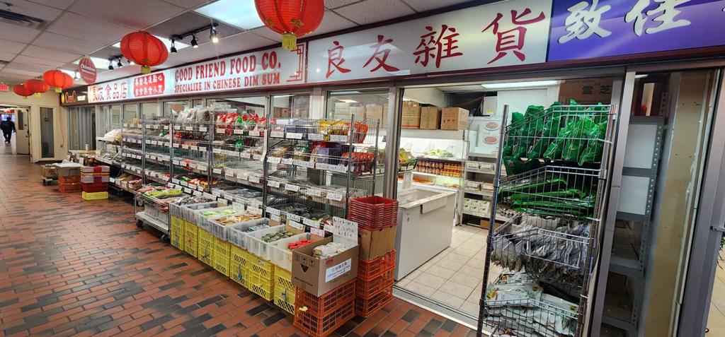 Picture for 25,26,27,33, 132 3 Avenue SE