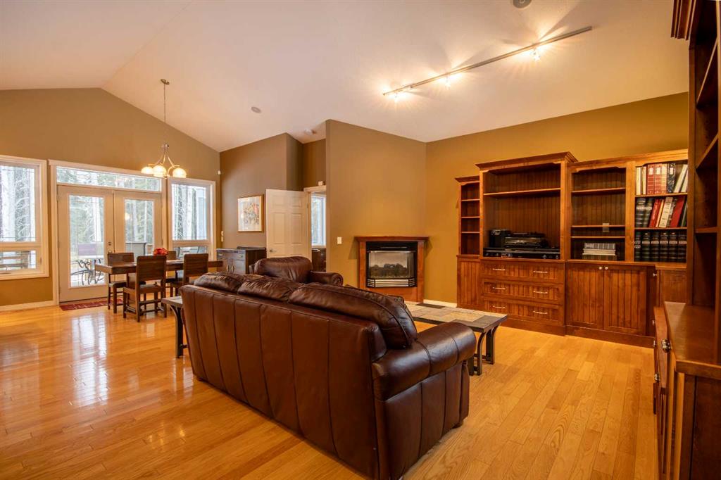 Picture for 7, 32545 Range Road 52  