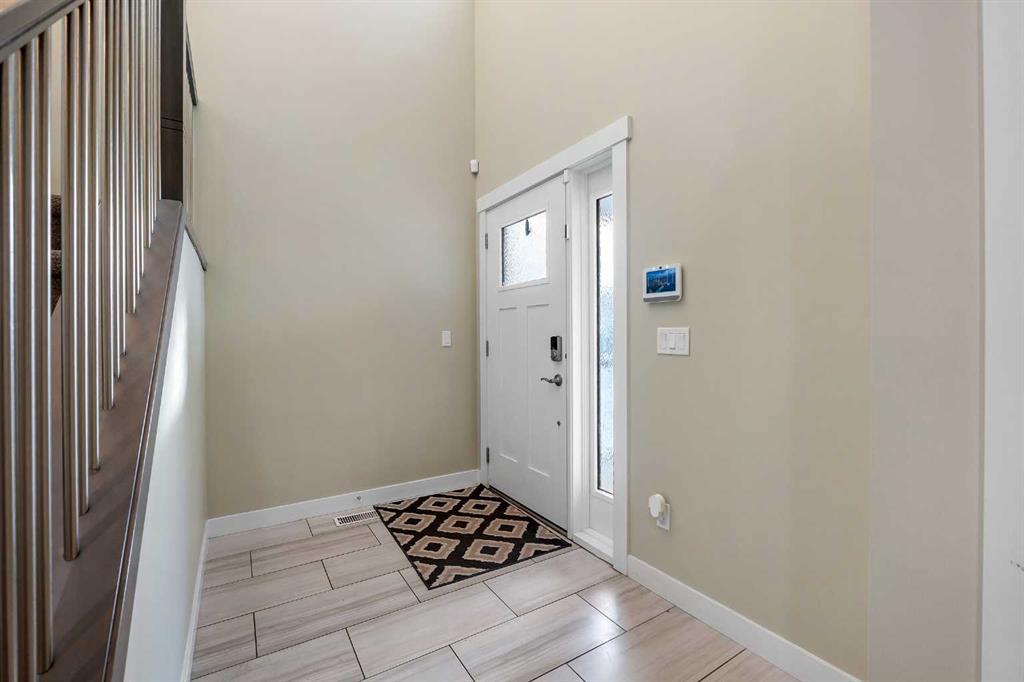 Picture for 828 Lakewood Circle 