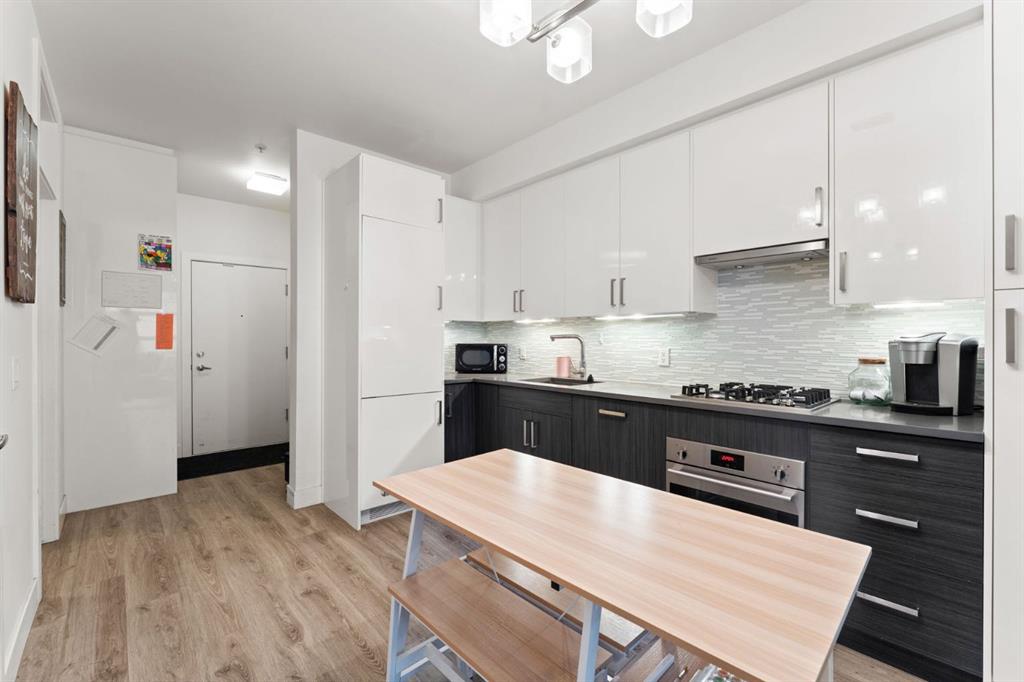 Picture for 302, 515 4 Avenue NE