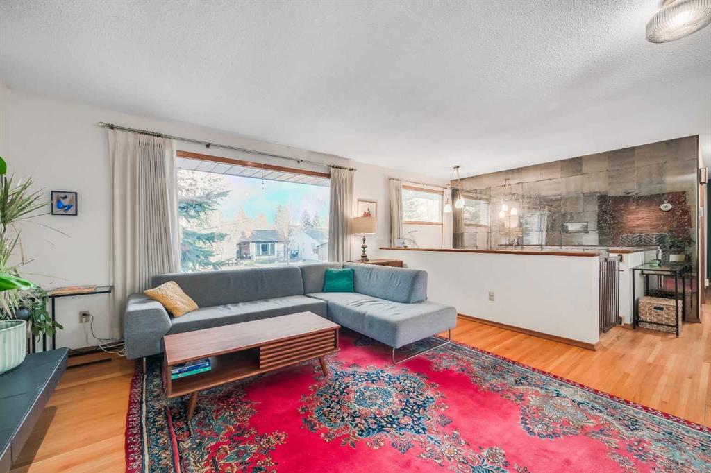 Picture for 10427 Wapiti Drive SE