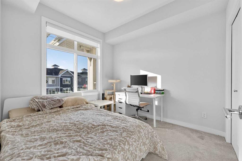 Picture for 402, 500 Auburn Meadows Common SE