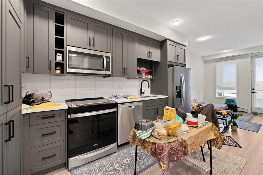 Picture for 312, 3932 University Avenue NW