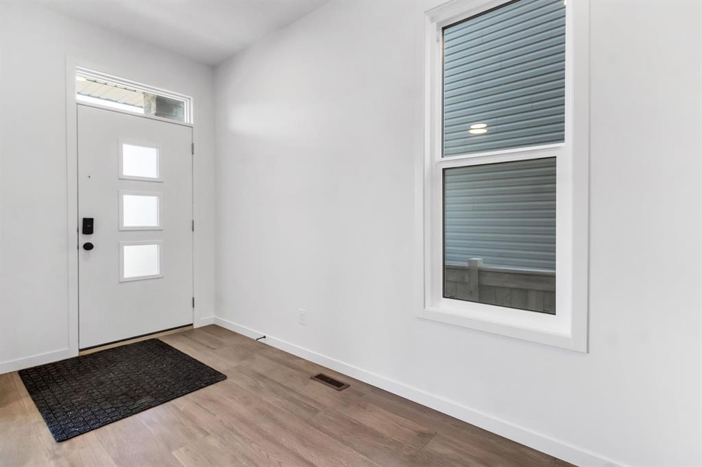 Picture for 317 Midgrove Link SW