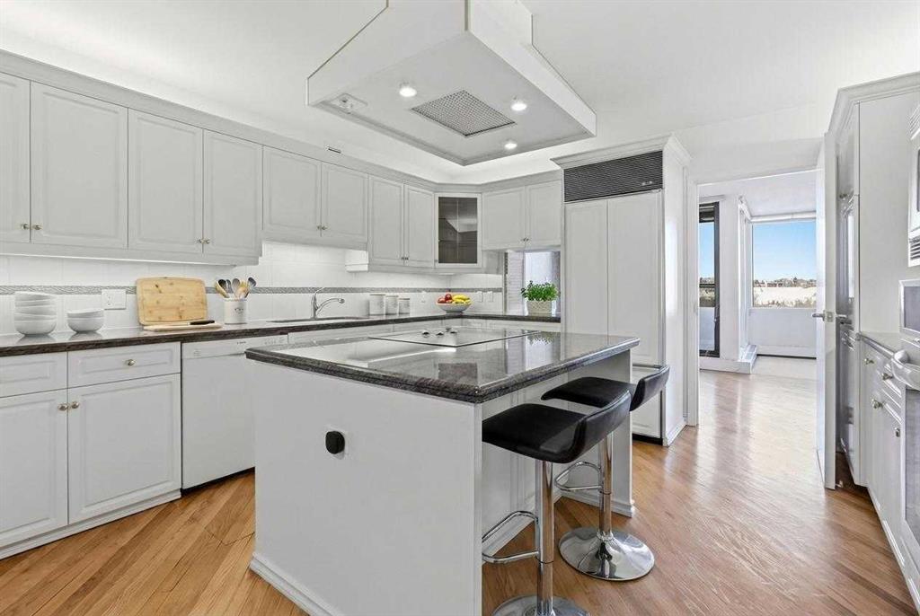 Picture for 1001A, 500 Eau Claire Avenue SW