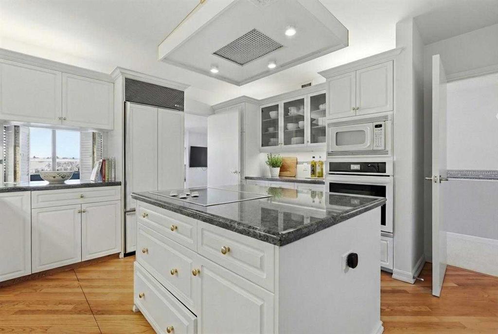 Picture for 1001A, 500 Eau Claire Avenue SW