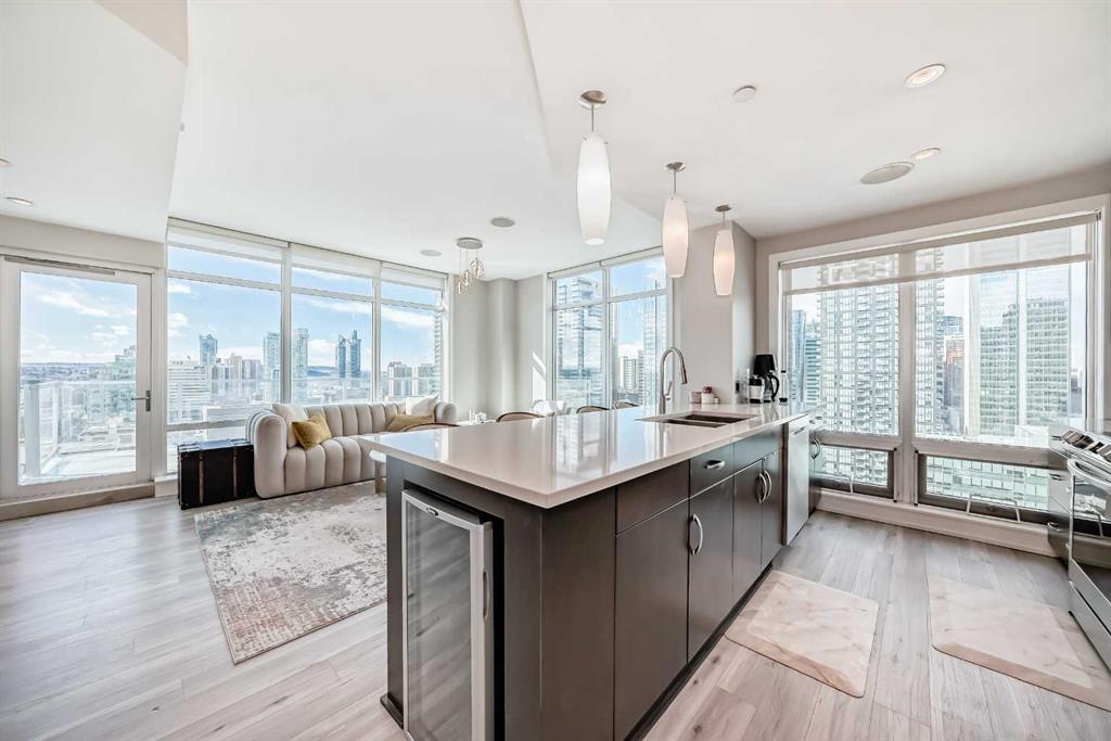 Picture for 1802, 530 12 Avenue SW