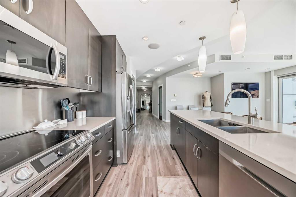 Picture for 1802, 530 12 Avenue SW