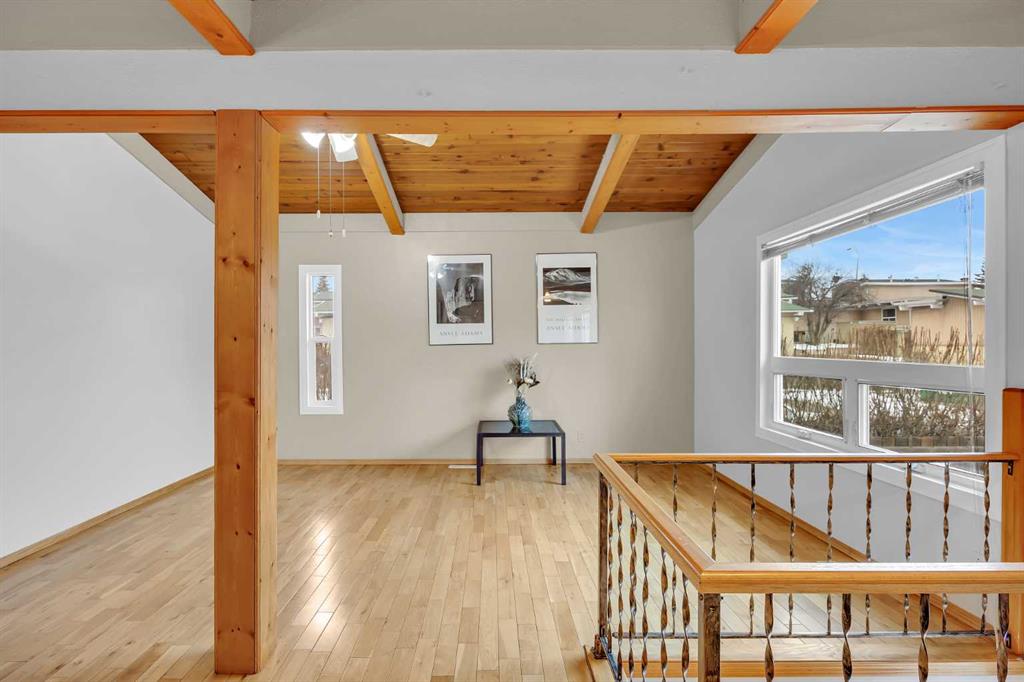 Picture for 704, 11010 Bonaventure Drive SE