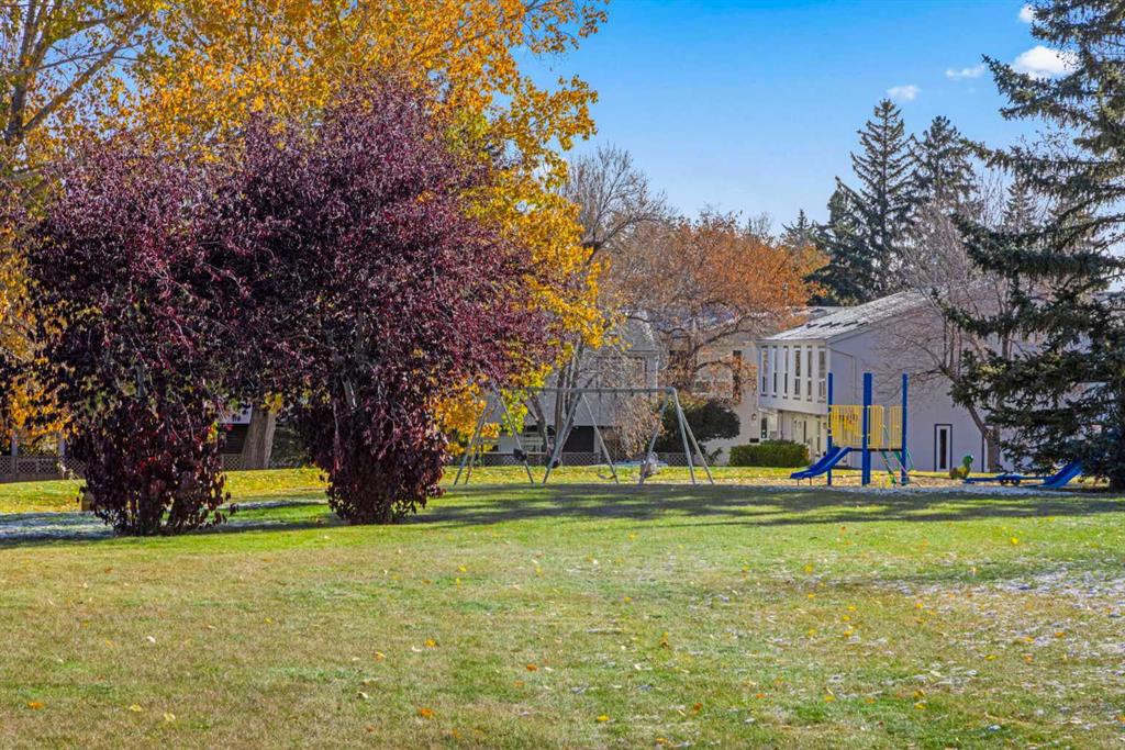 Picture for 27, 333 Braxton Place SW