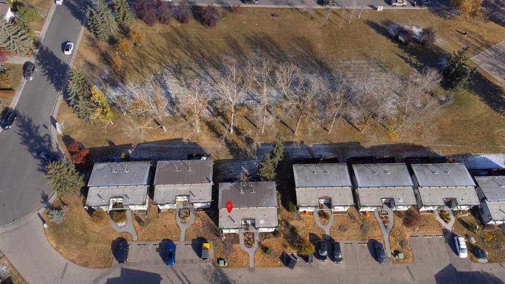 Picture for 27, 333 Braxton Place SW