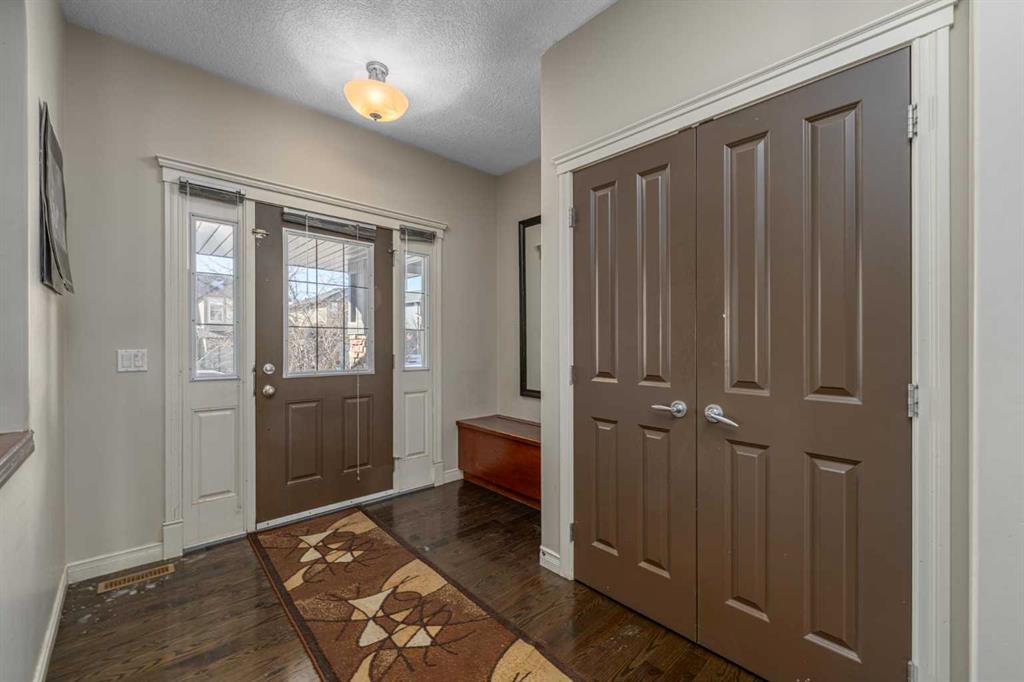 Picture for 32 Evanspark Circle NW