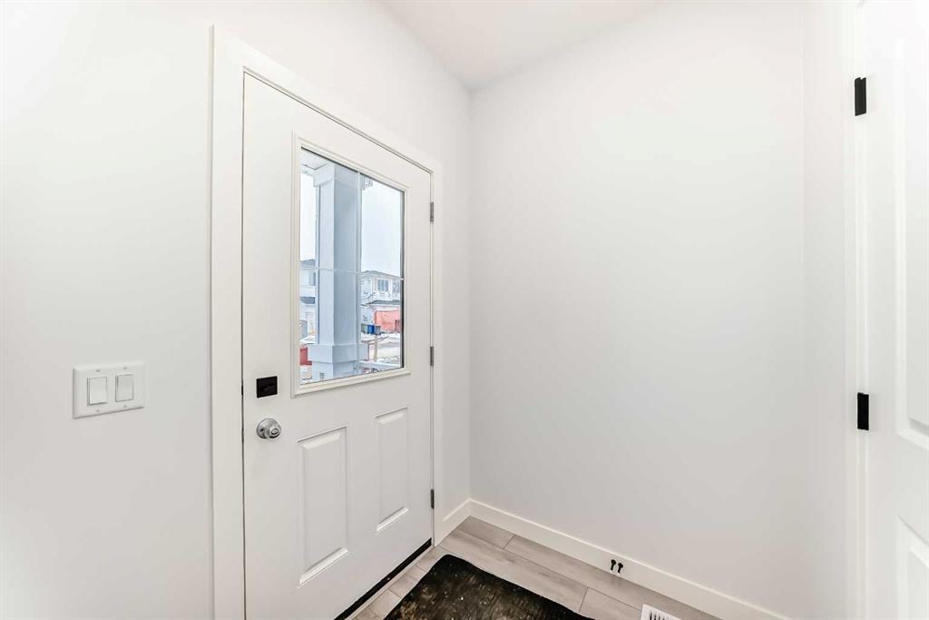 Picture for 48 Monarch Bend 