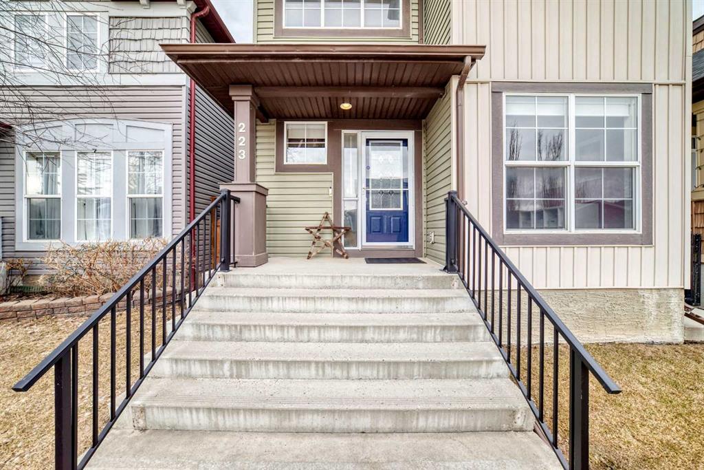 Picture for 223 Auburn Bay Heights SE