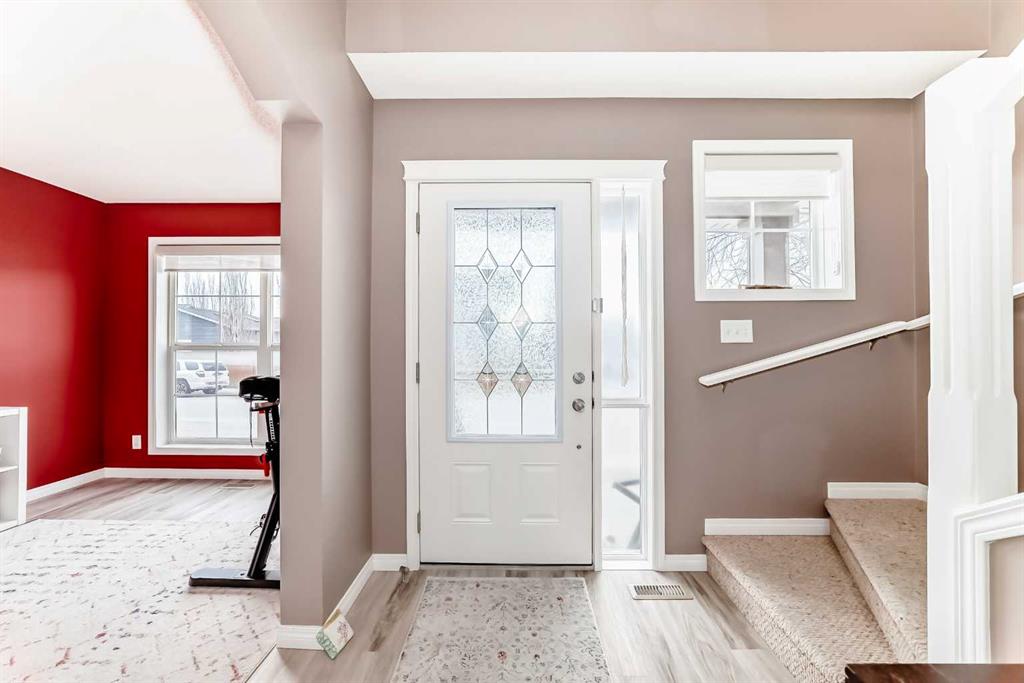 Picture for 223 Auburn Bay Heights SE