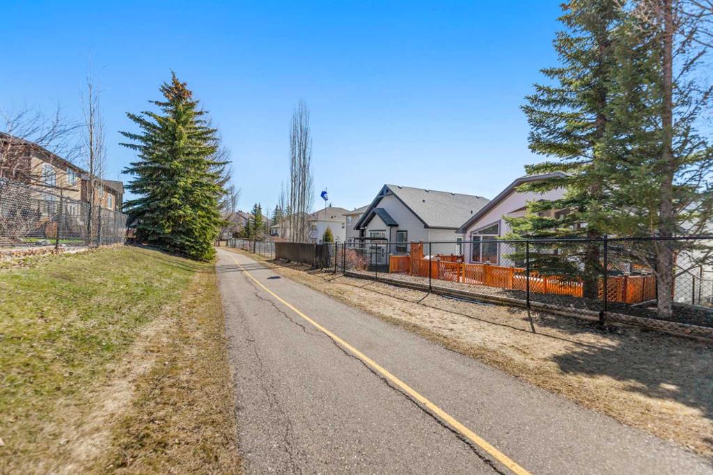 Picture for 114 Rocky Ridge Green NW