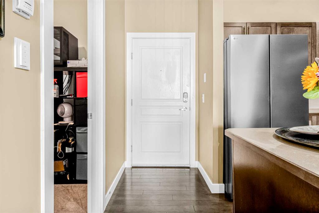 Picture for 306, 10 Panatella Road NW