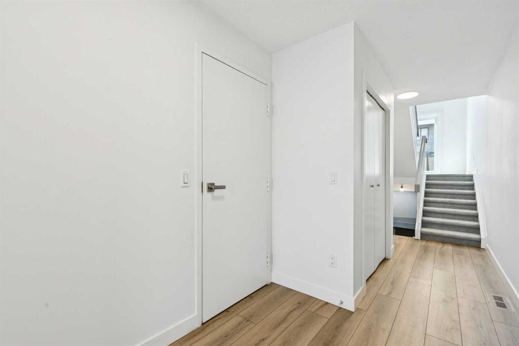 Picture for 74 Glamis Gardens SW