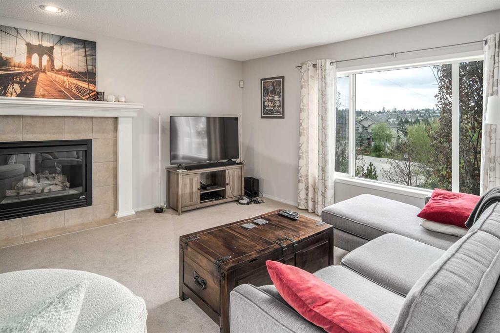 Picture for 4 Springbank Bay SW