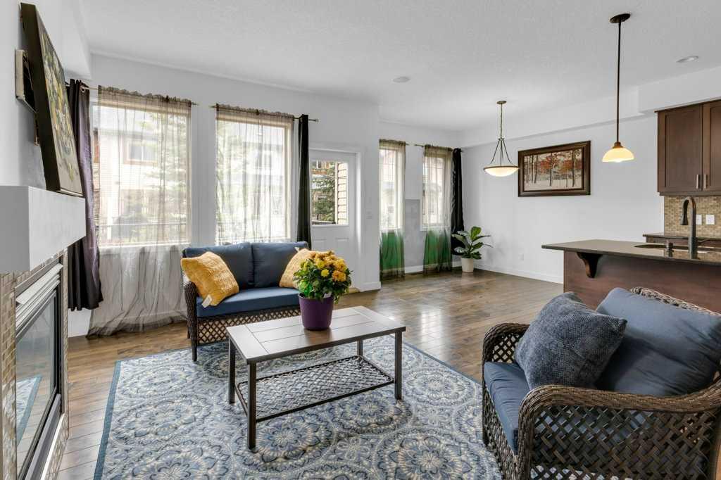 Picture for 305, 413 River Avenue 