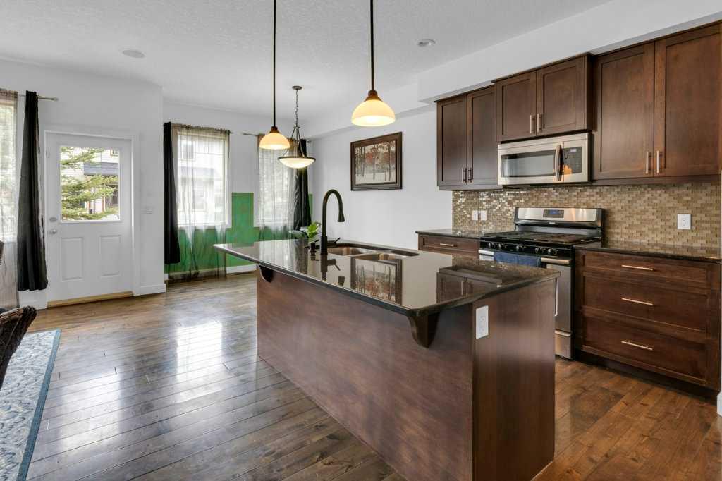 Picture for 305, 413 River Avenue 