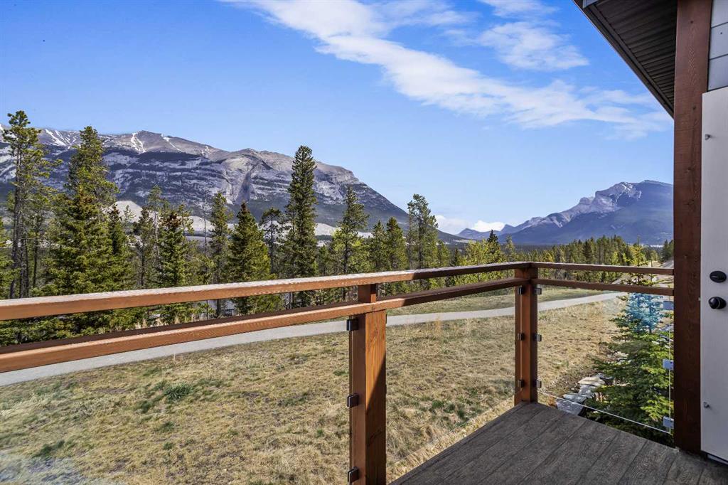 Picture for 303, 102 Stewart Creek  