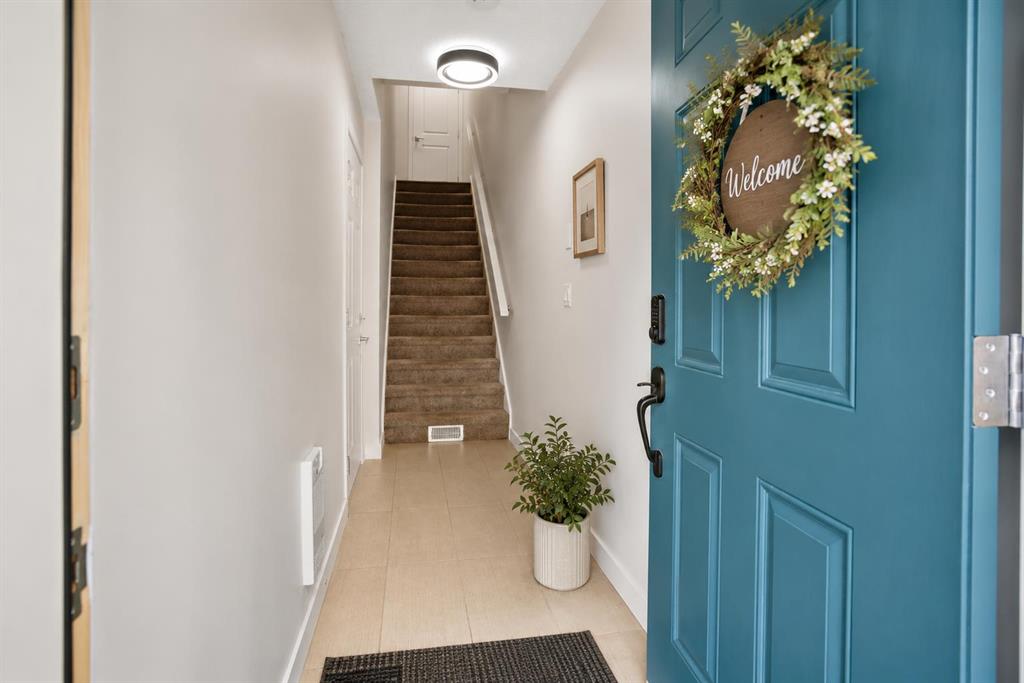 Picture for 8 Sherwood Row NW