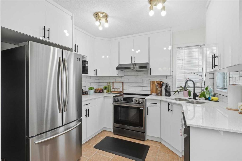 Picture for 59 Taravista Street NE
