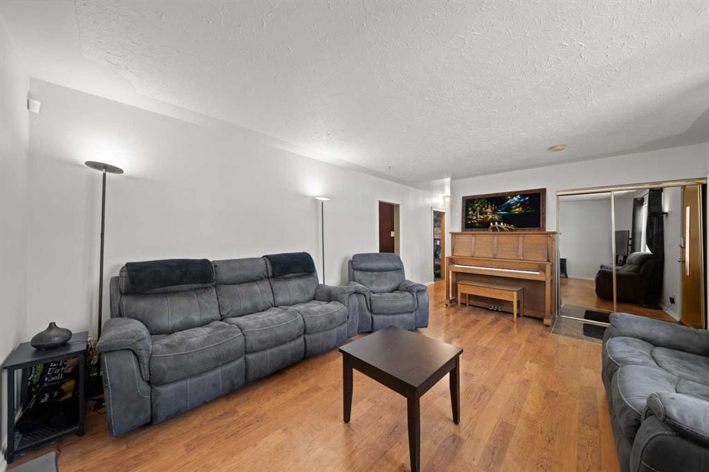 Picture for 2219 41 Street SE