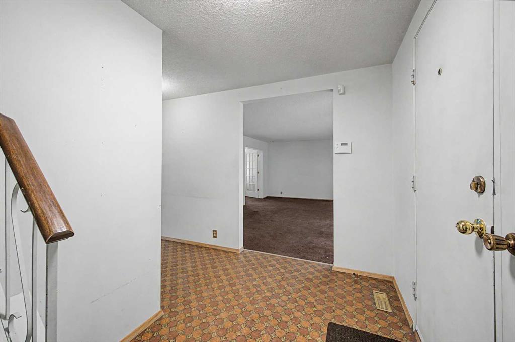 Picture for 1032 Varsity Estates Drive NW