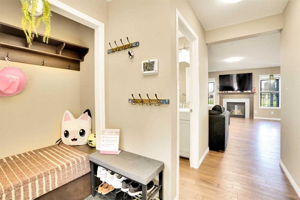 Picture for 174 Windstone Avenue SW