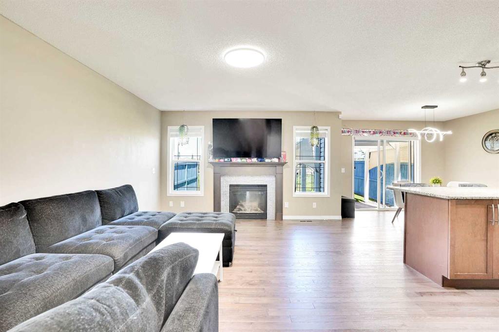 Picture for 174 Windstone Avenue SW