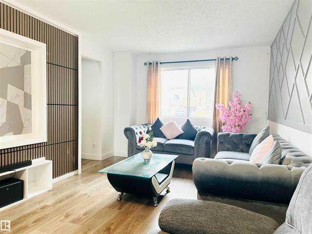 Picture for 40 PINECLIFF Close NE