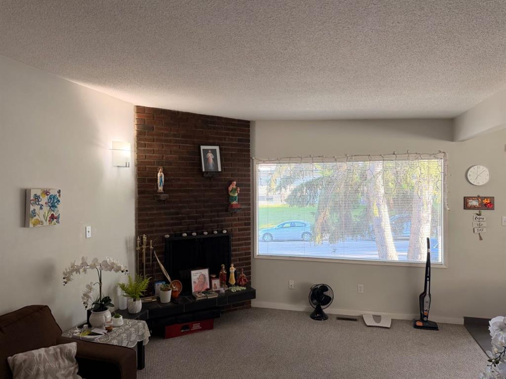 Picture for 11129 &amp; 11131 Sacramento Drive SW