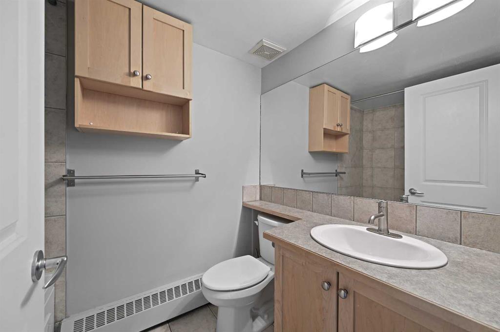 Picture for 305, 60 38A Avenue SW https://www.cirrealty.ca/reb/creb/30/A2266030_7.jpg