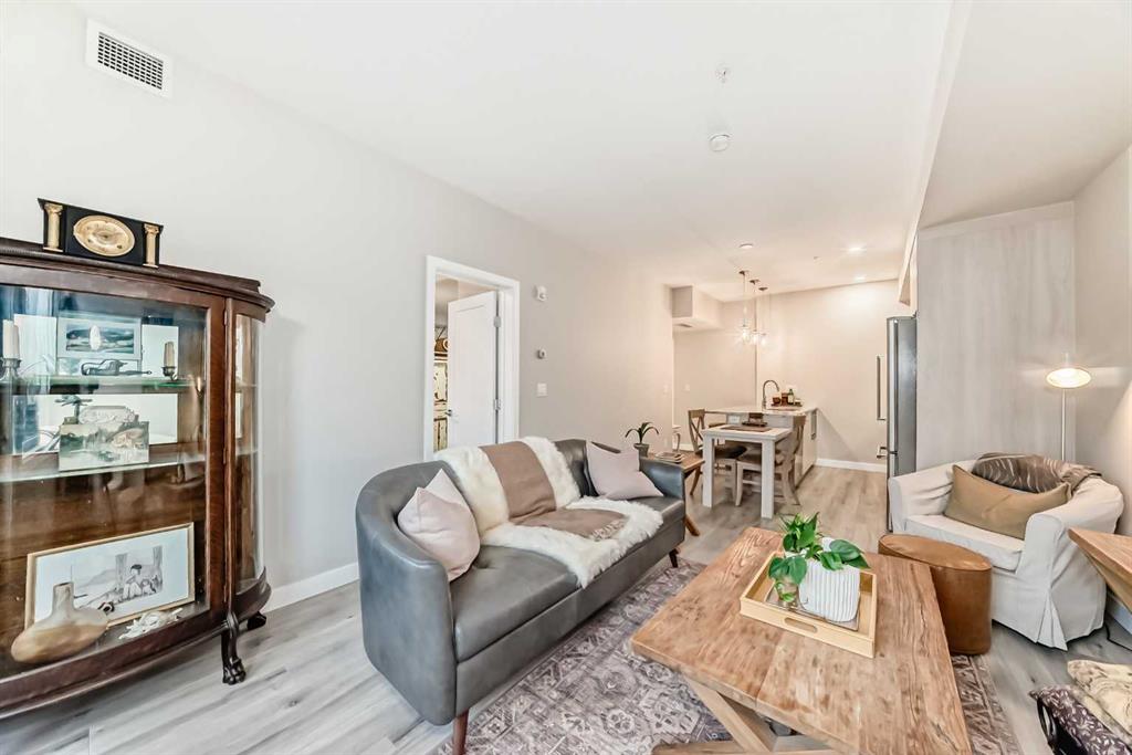 Picture for 311, 3375 15 Street SW https://www.cirrealty.ca/reb/creb/30/A2266230_17.jpg