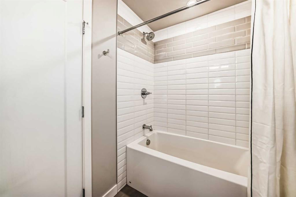 Picture for 311, 3375 15 Street SW https://www.cirrealty.ca/reb/creb/30/A2266230_26.jpg