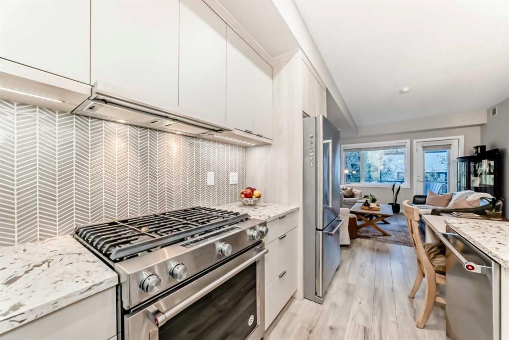 Picture for 311, 3375 15 Street SW https://www.cirrealty.ca/reb/creb/30/A2266230_9.jpg