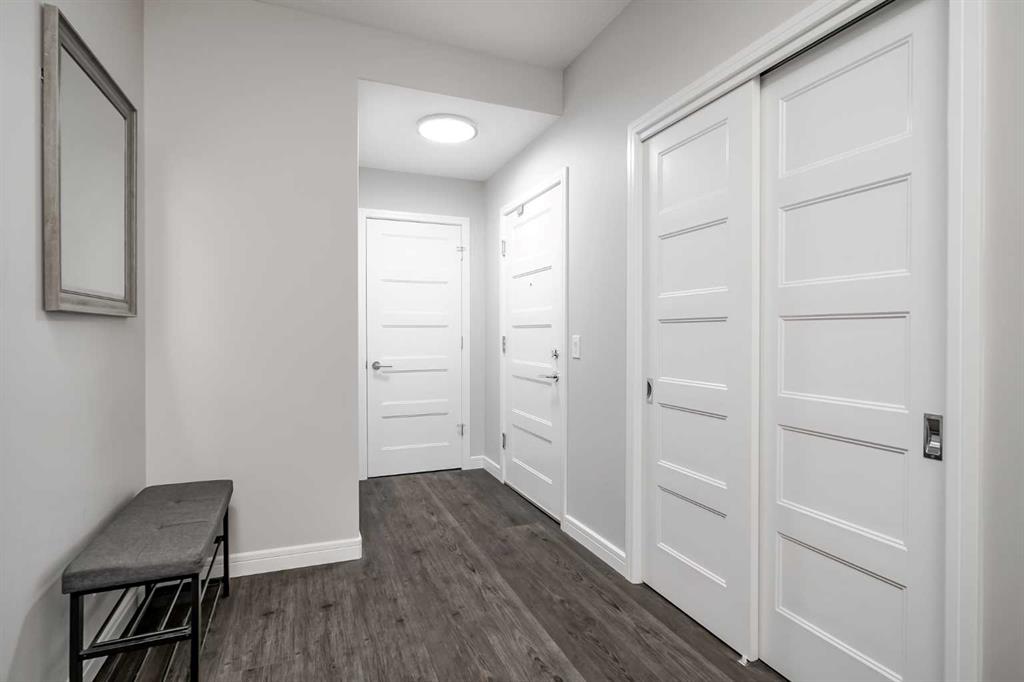 Picture for 2208, 80 Greenbriar Place NW