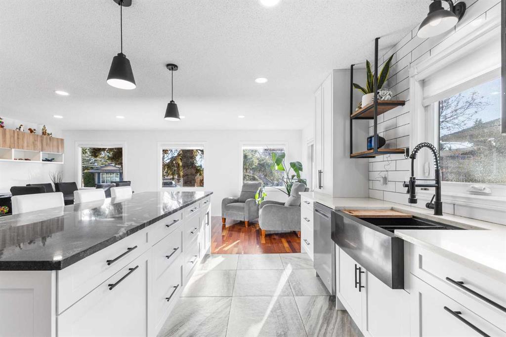 Picture for 1108 Lake Sundance Crescent SE