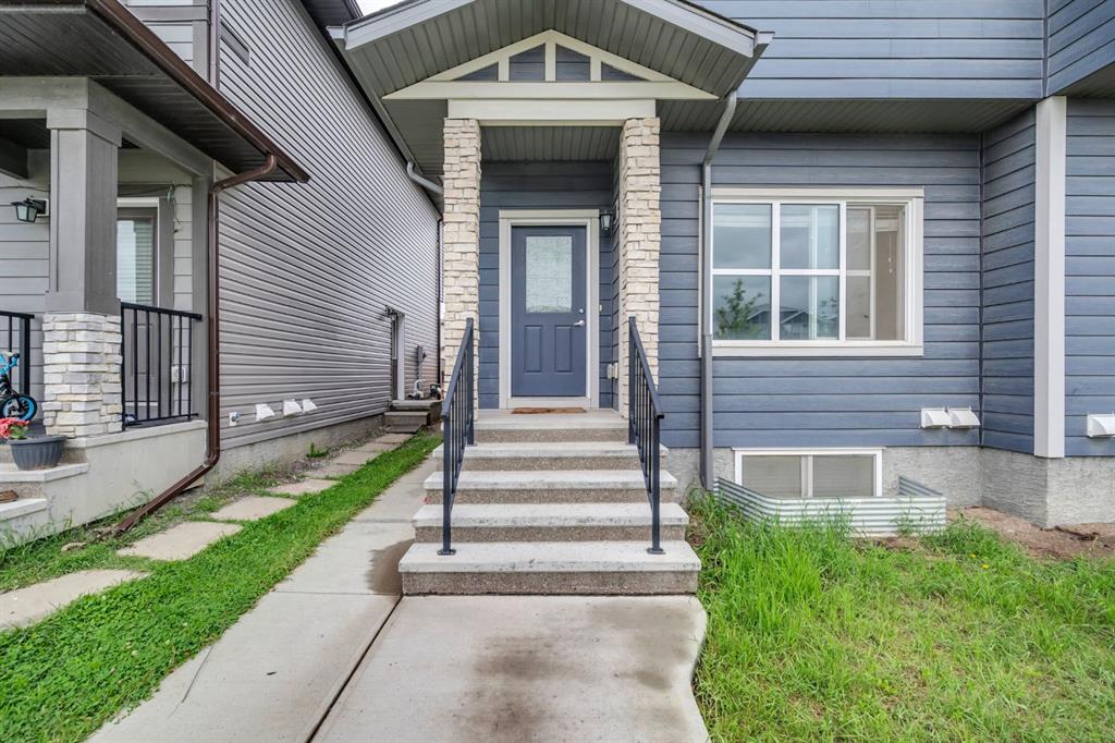 Picture for 43 Cornerbrook Gate NE