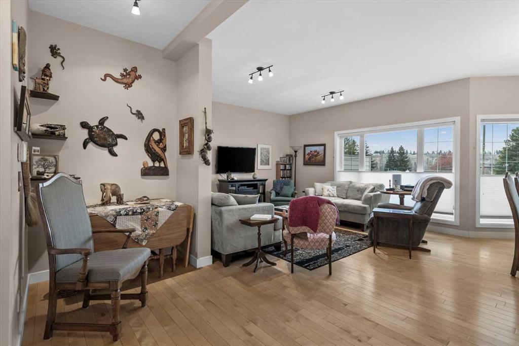 Picture for 4504 70 Street NW