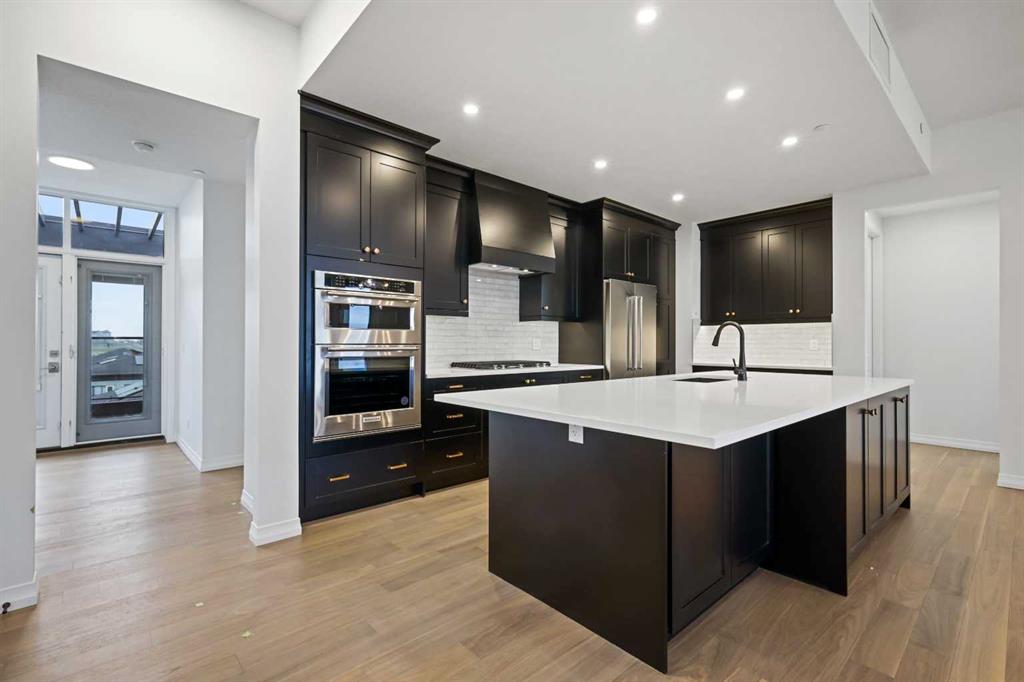 Picture for 301, 130 Marina Cove SE