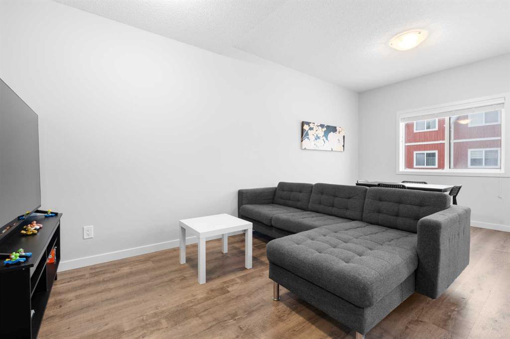 Picture for 36, 32 Red Embers Parade 