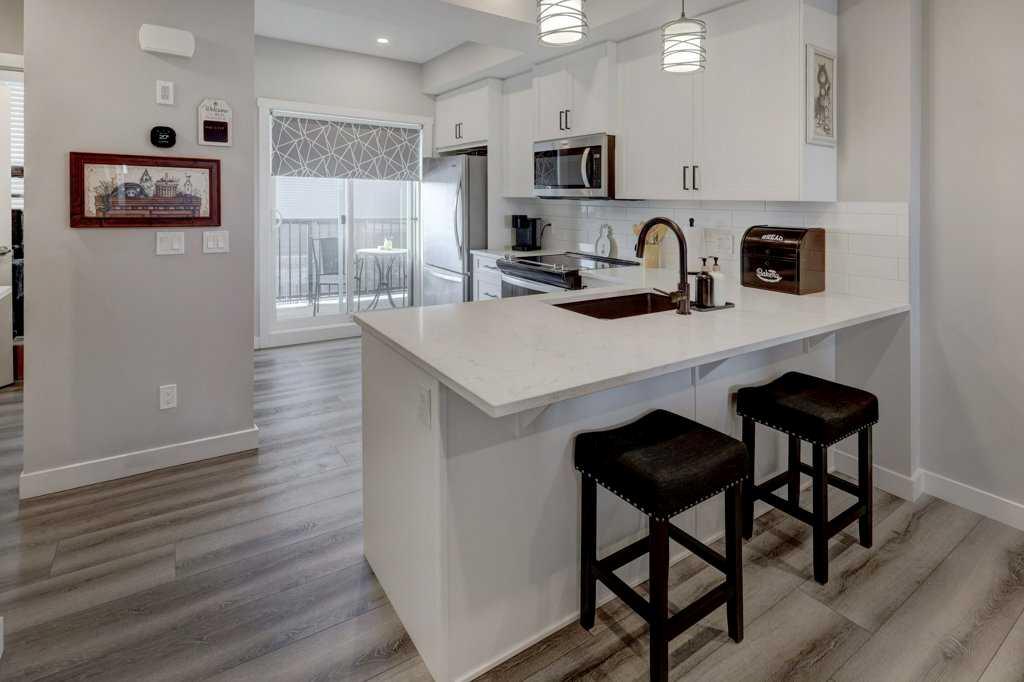 Picture for 703, 115 Sagewood Drive SW