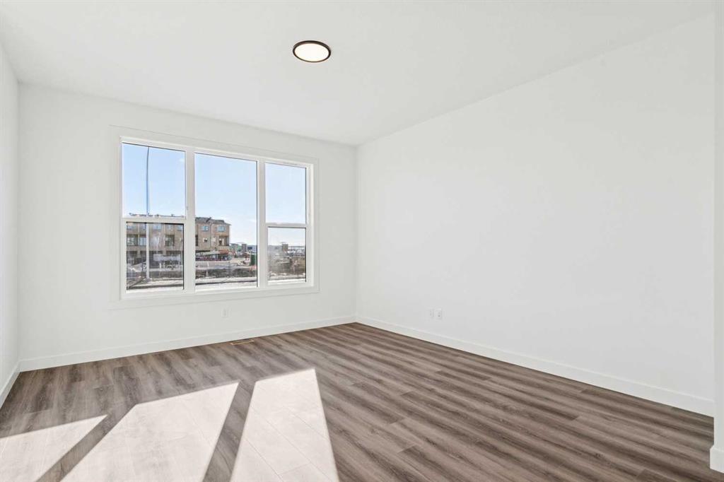 Picture for 298 Belvedere Avenue SE