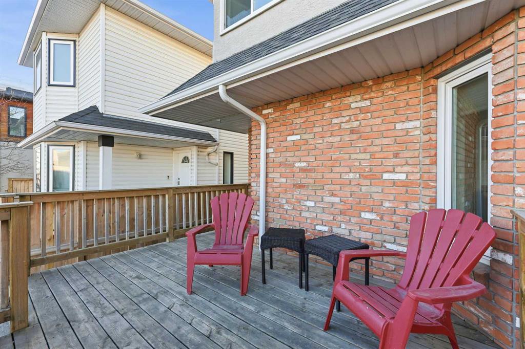 Picture for 1, 2121 34 Avenue SW