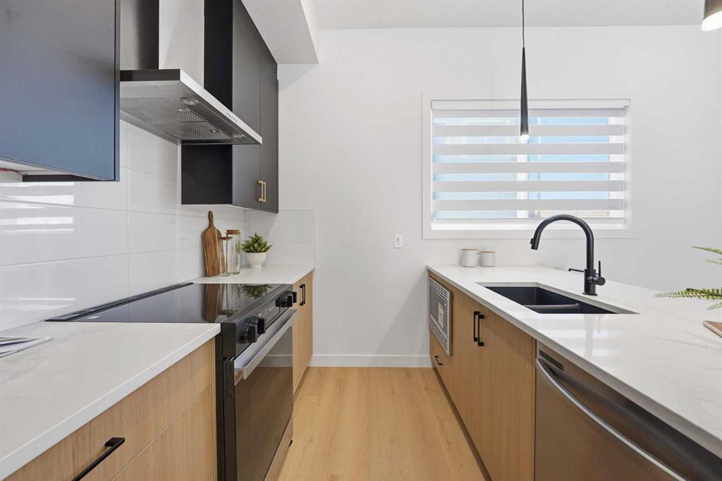 Picture for 601, 200 Belvedere Boulevard SE