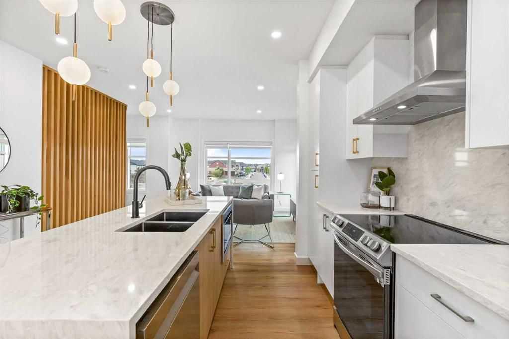 Picture for 603, 200 belvedere Boulevard SE